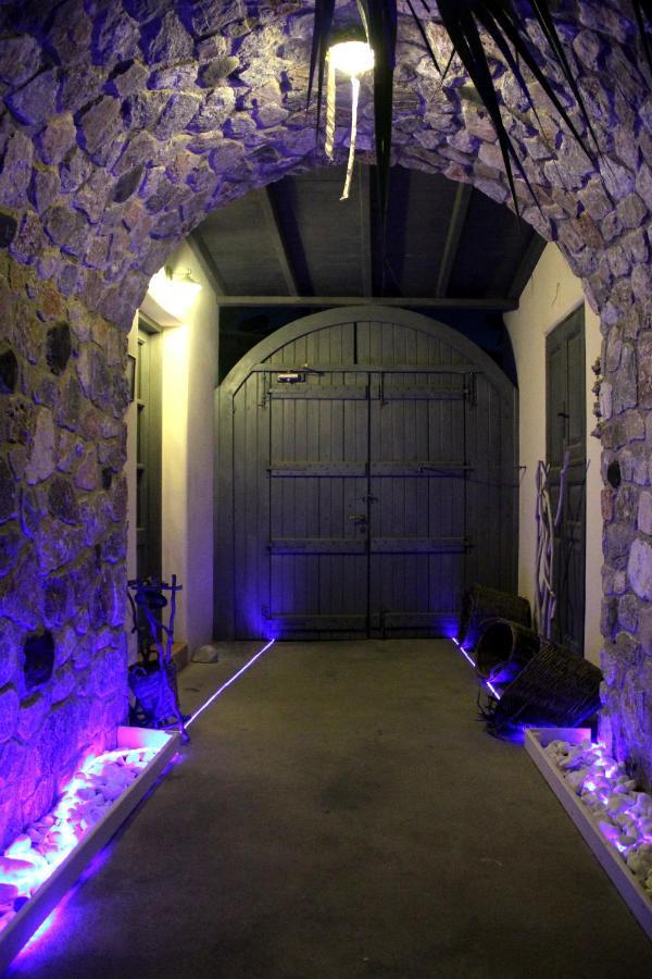 Hôtel Belair à Períssa Extérieur photo